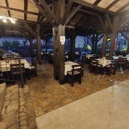 Ethno Village St George Cetinje Luaran gambar