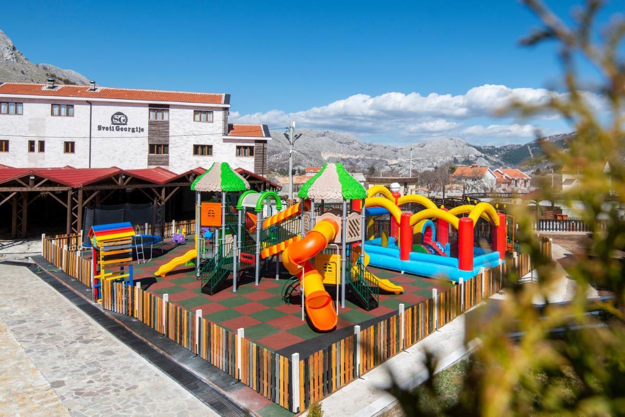 Ethno Village St George Cetinje Luaran gambar