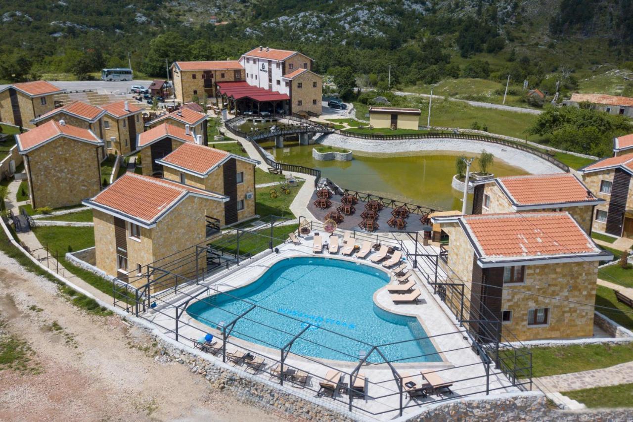 Ethno Village St George Cetinje Luaran gambar